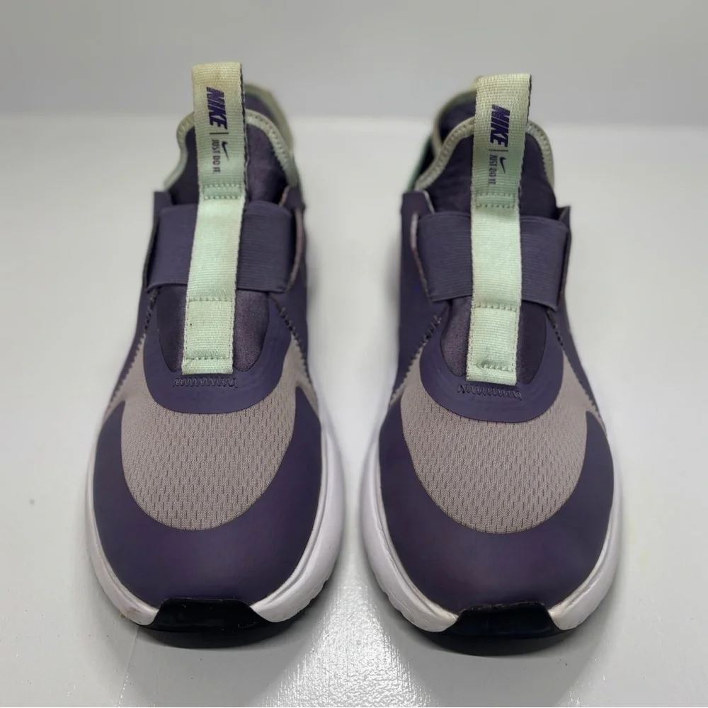 Nike Flex Plus GS Slip-On Sneakers Youth 7 Women’s 8.5 Purple Mint Comfort Runni